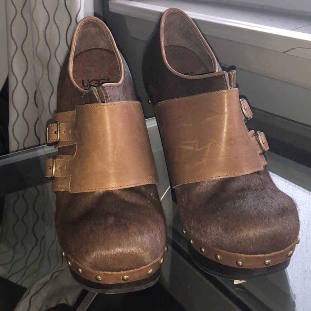 UGG Clogs